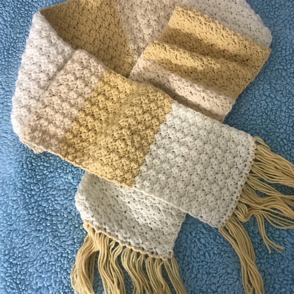 Handmade multicolored crochet fall scarf - Picture 2 of 5